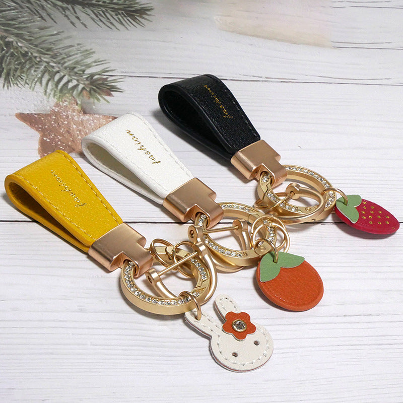Wholesale of Short Style Diamond Inlaid Zinc Alloy Keychains